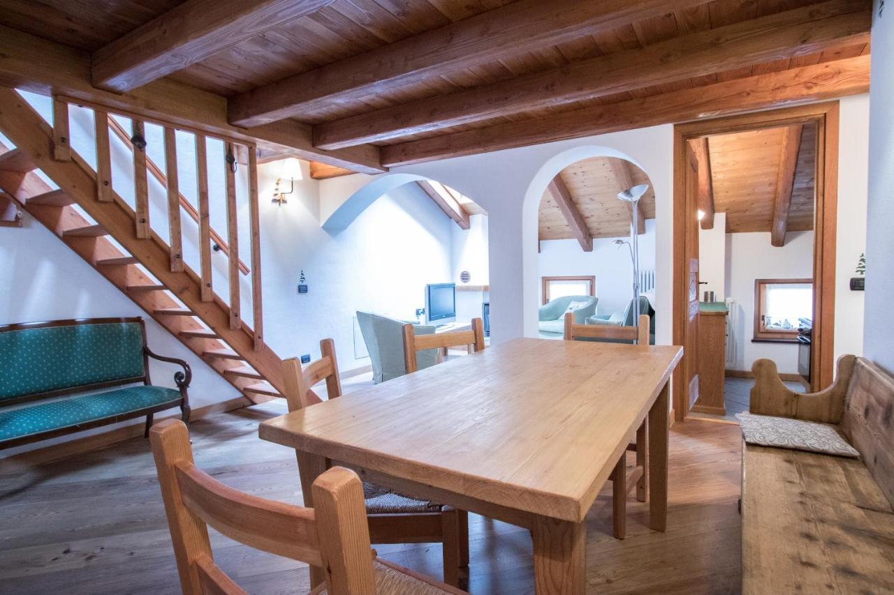 Maison De Meuny Курмайор Екстериор снимка