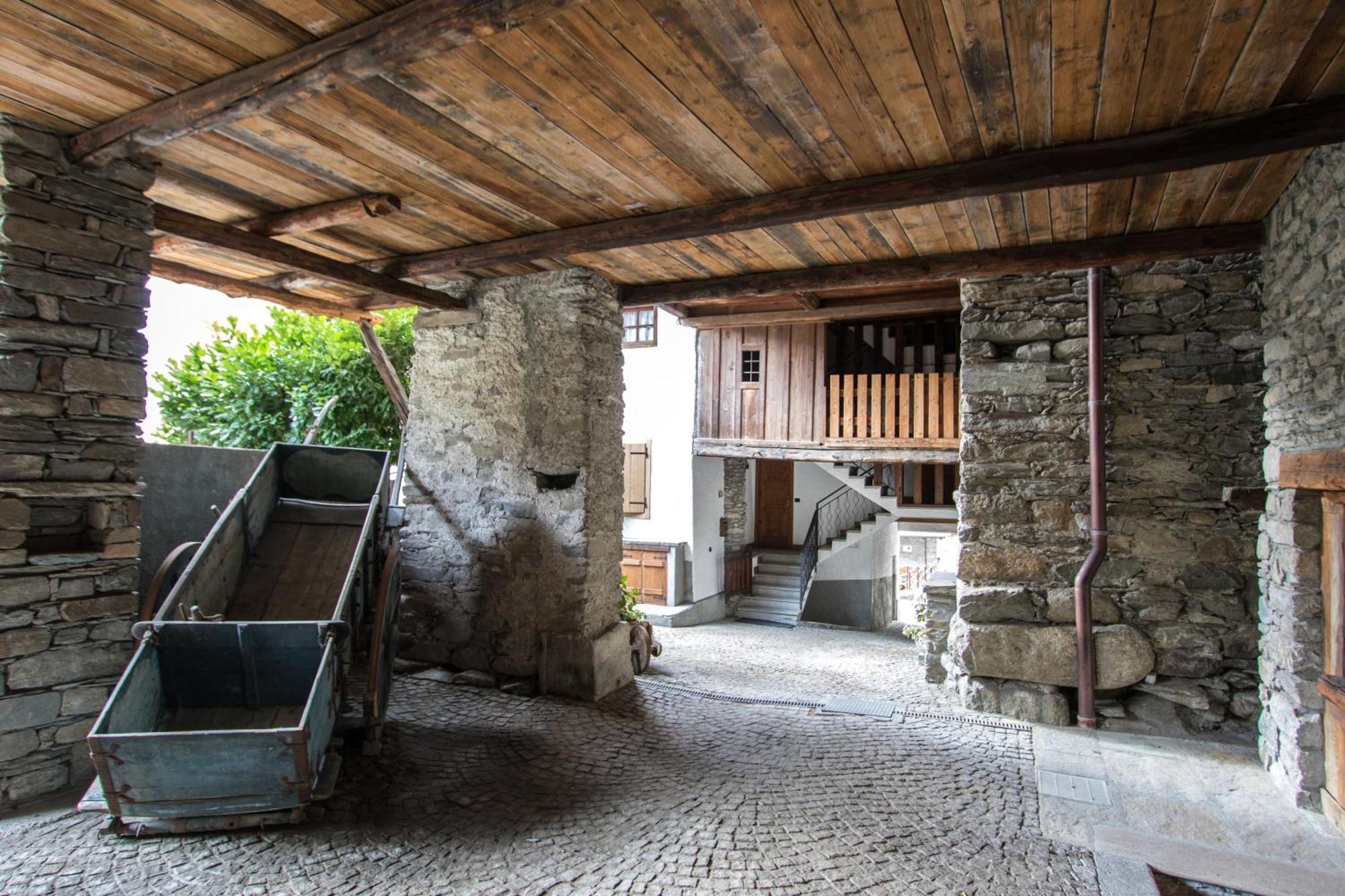 Maison De Meuny Курмайор Стая снимка