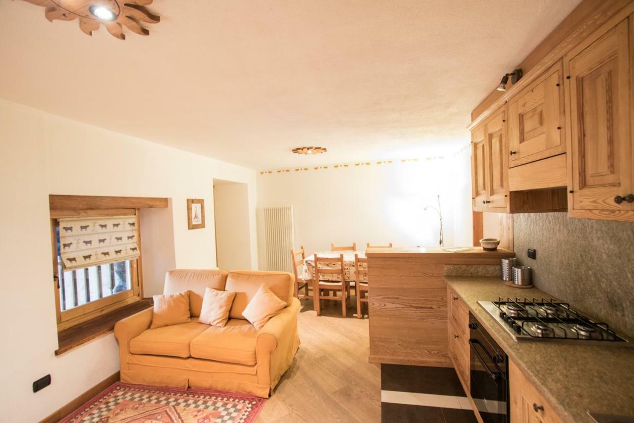 Maison De Meuny Курмайор Екстериор снимка