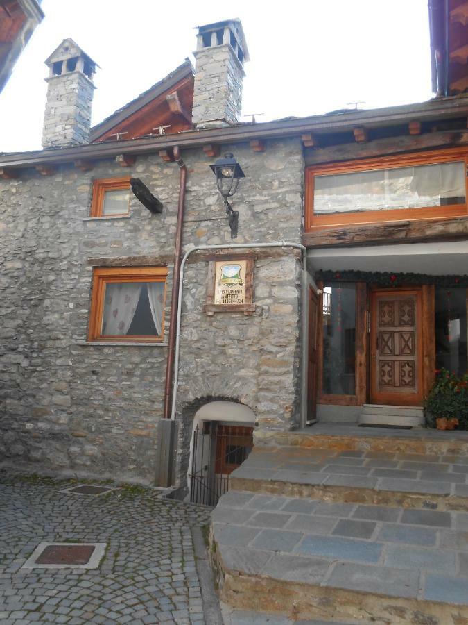 Maison De Meuny Курмайор Екстериор снимка