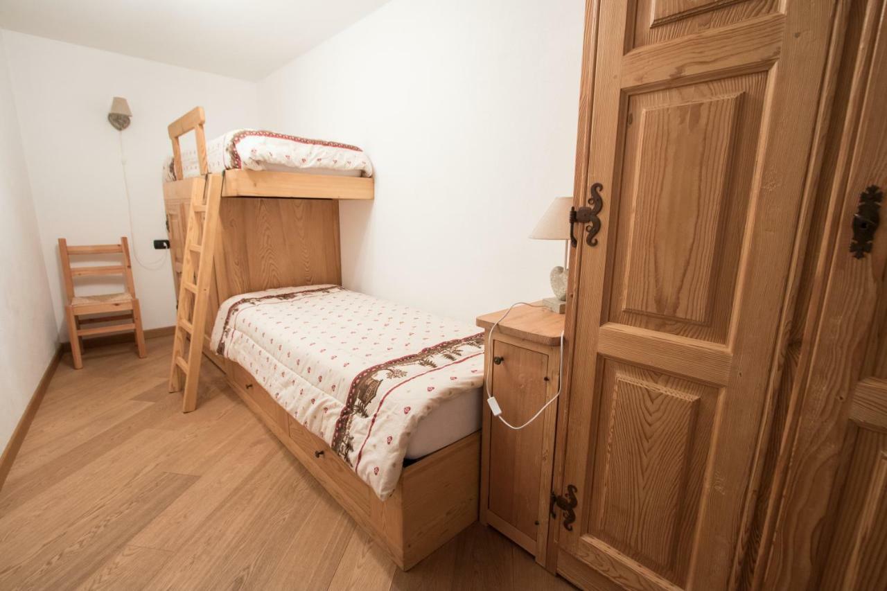 Maison De Meuny Курмайор Екстериор снимка