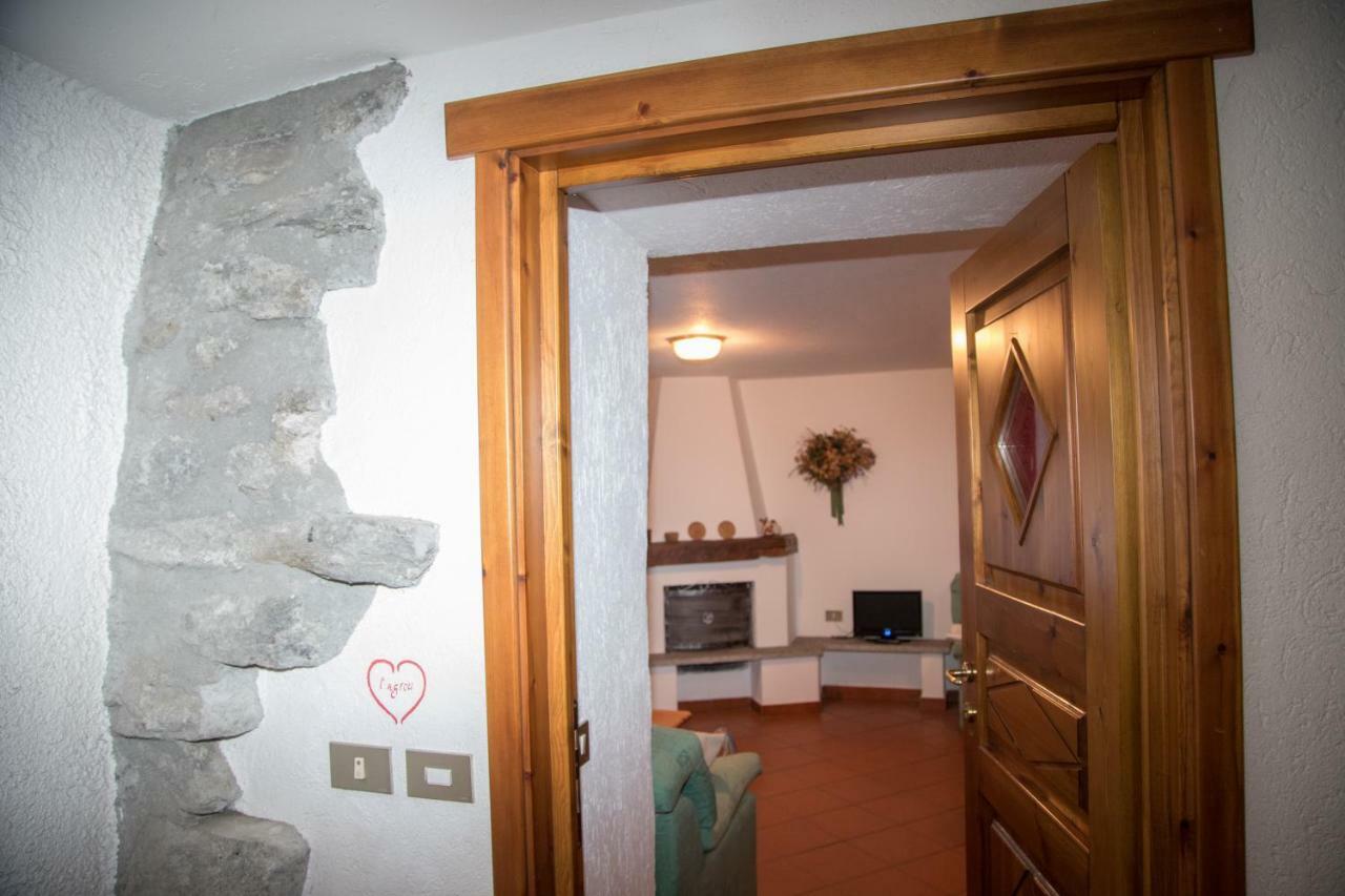 Maison De Meuny Курмайор Екстериор снимка