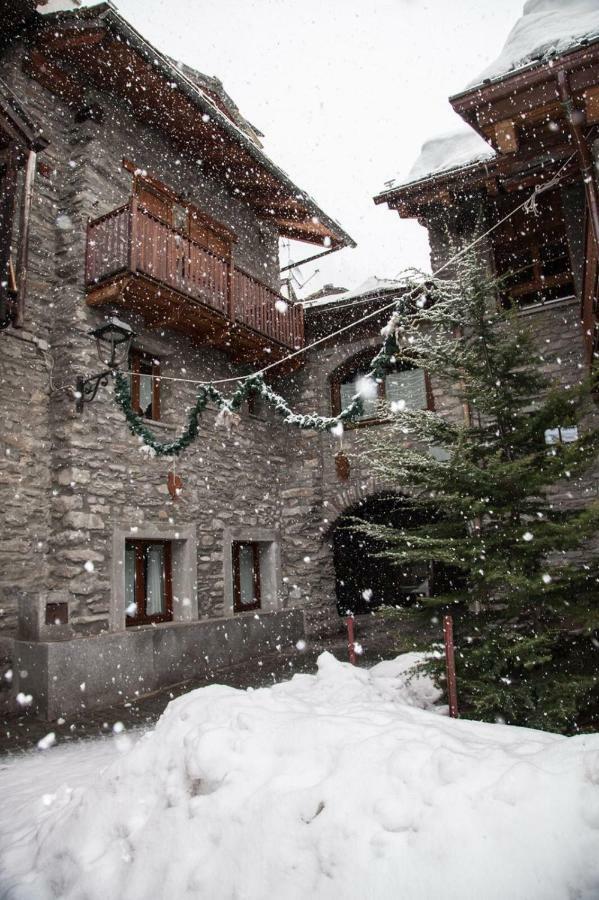 Maison De Meuny Курмайор Екстериор снимка
